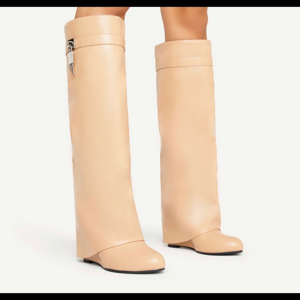 PADLOCK DETAIL WEDGE HEEL KNEE HIGH LONG BOOT IN NUDE FAUX LEATHER